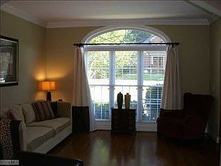 2nd image of 2432 N Beech Ln