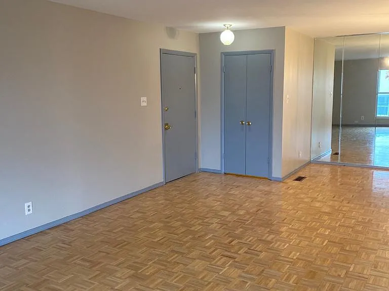 10368 Forest Brook Ln #F — Photo 5