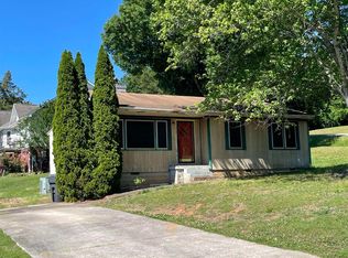 250 1st St, Russellville, AL 35653