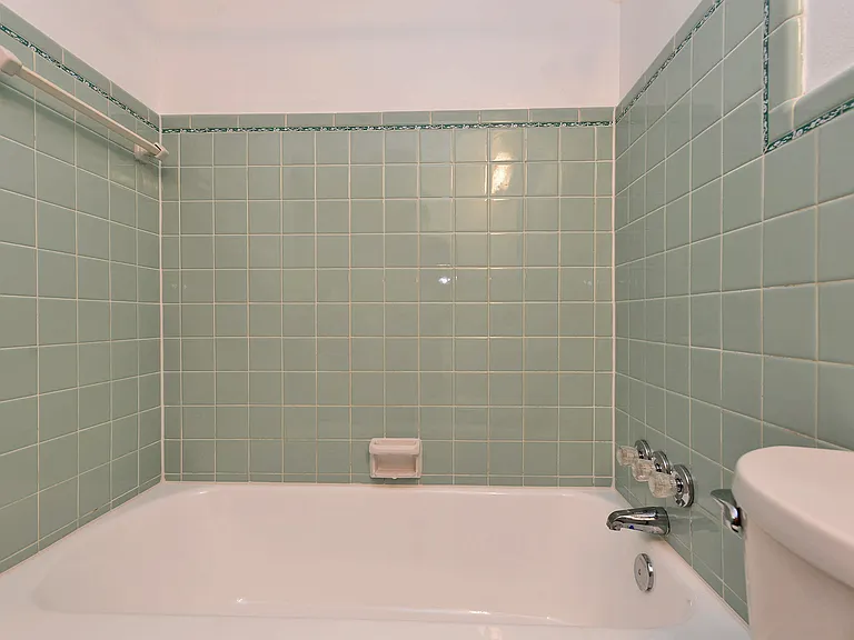 7024 Southland Ave #B — Photo 12