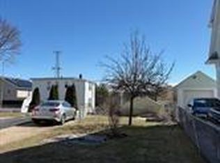 15 Brockton St, Providence, RI 02904
