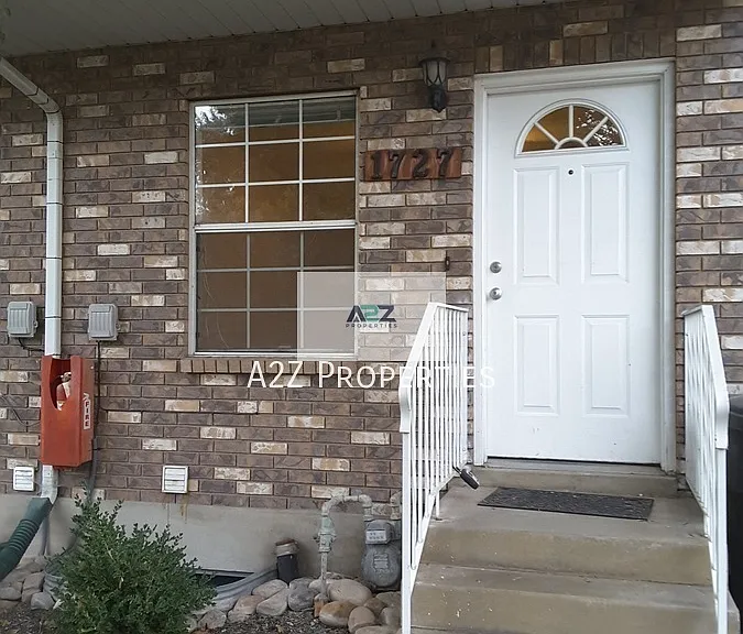 1727 N 950 W — Photo 1