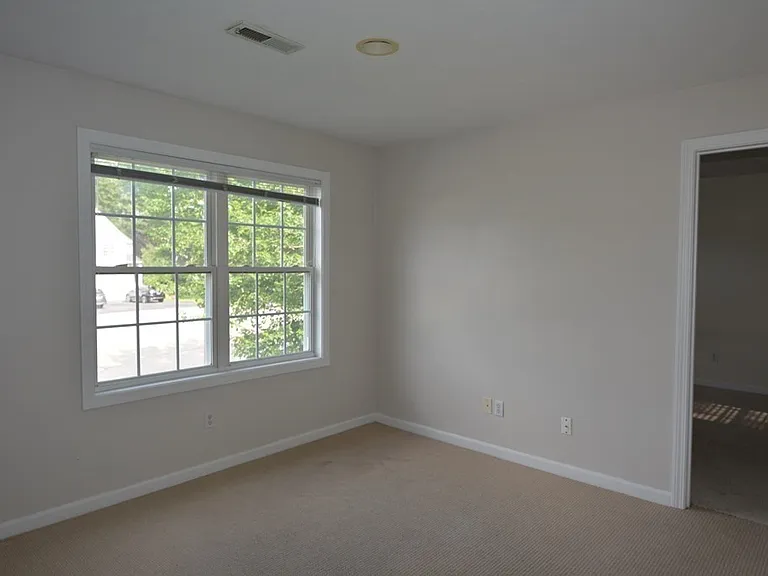 24 Ptarmigan Dr #24 — Photo 10