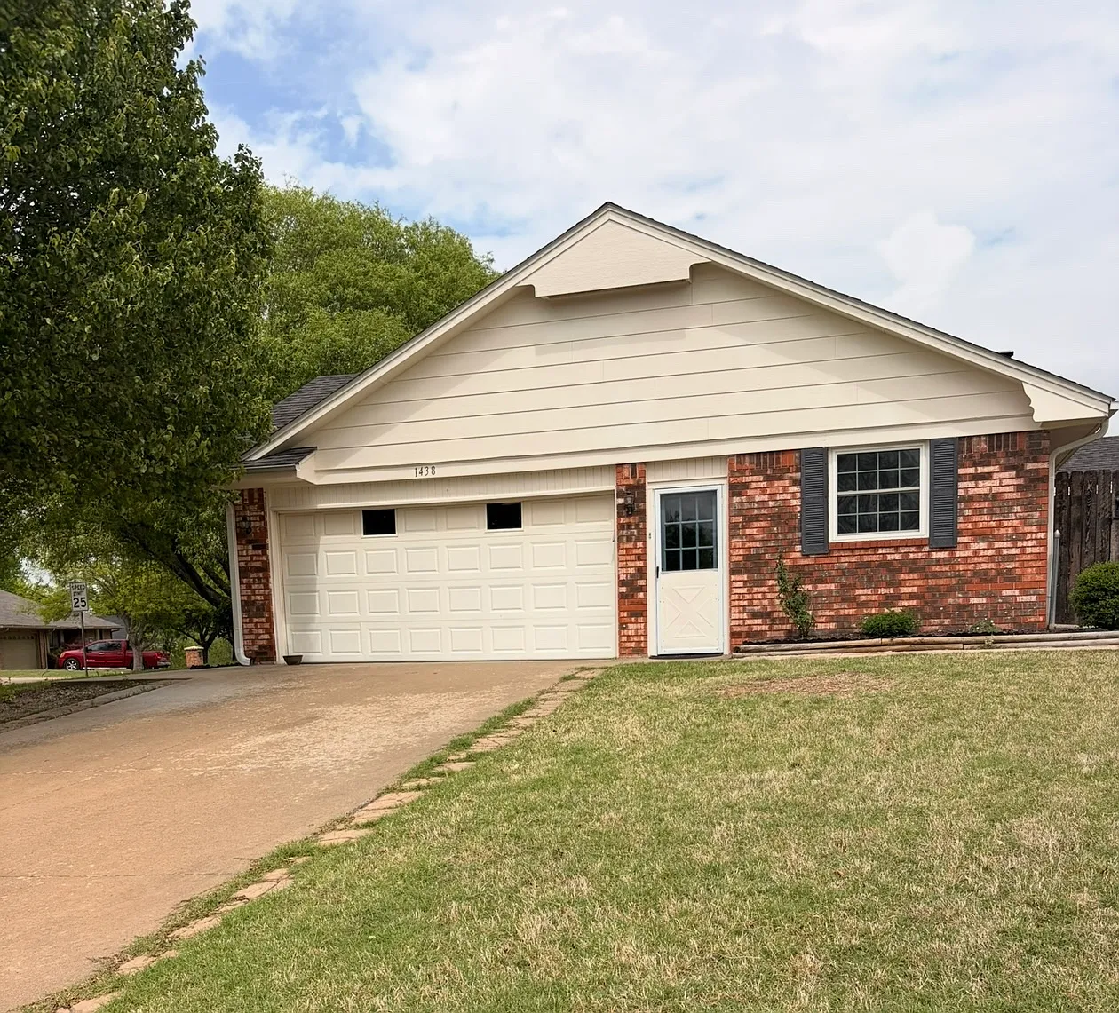 3 bed, 2045 sqft, $1,800 — Photo 3