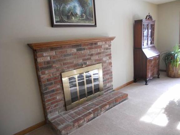 4th image of 44 Lutheran Dr
