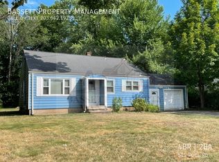 544 Pool Rd, North Haven, CT 06473