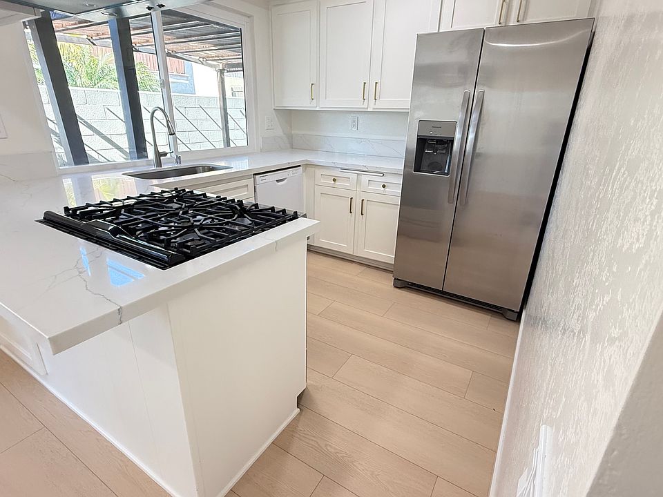 1st image of 7311 La Mancha Cir #B