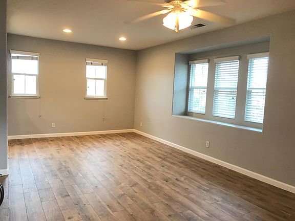 4th image of 4155 Arezzo Pointe Ct #B