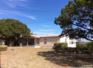 146 Robertson Rd, Kerrville, TX 78028