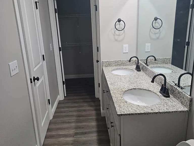 2499 Virginia Ave #7 — Photo 10