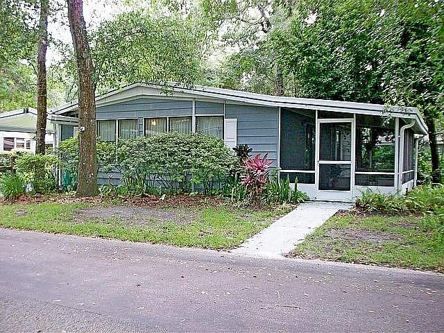 2nd image of 507 Leaf Cir