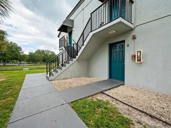 7195 NW 179th St APT 106, Hialeah, FL 33015
