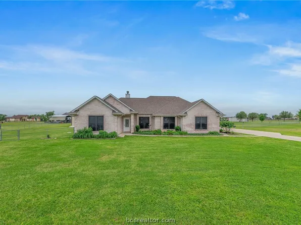 3269 Vaquero Dr, Bryan, TX 77808