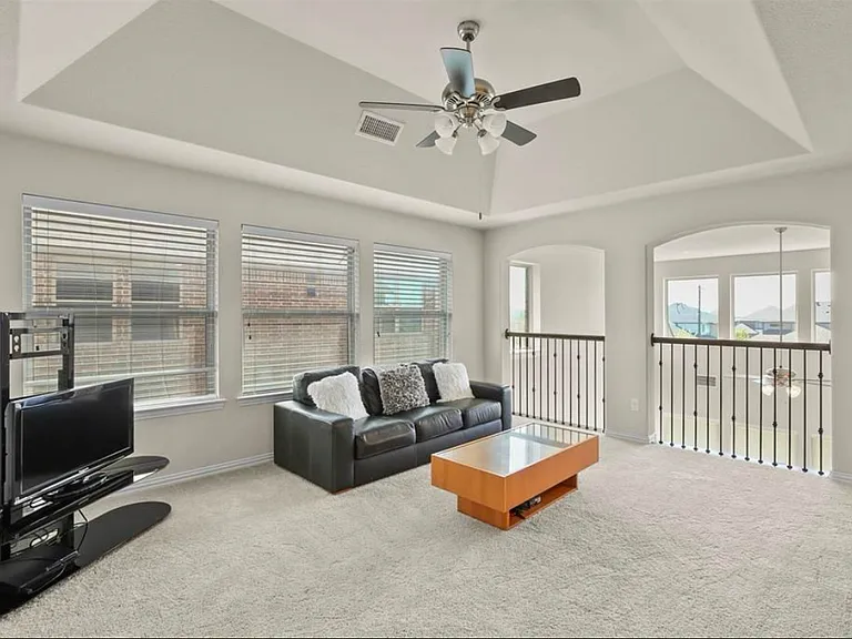 5665 Lightfoot Ln — Photo 24