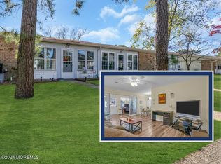 11B Cambridge Cir, Manchester, NJ 08759