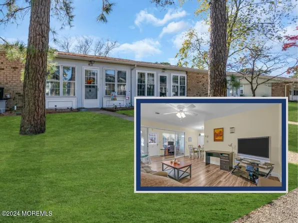 11B Cambridge Circle, Manchester, NJ 08759