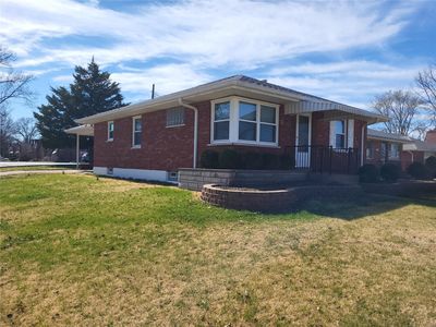 3944 E Dallas Ct, Saint Louis, MO, 63125