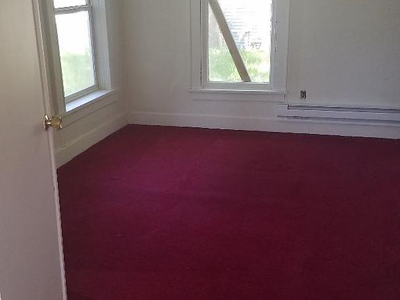 3rd image of 935 W Marion St APT 2