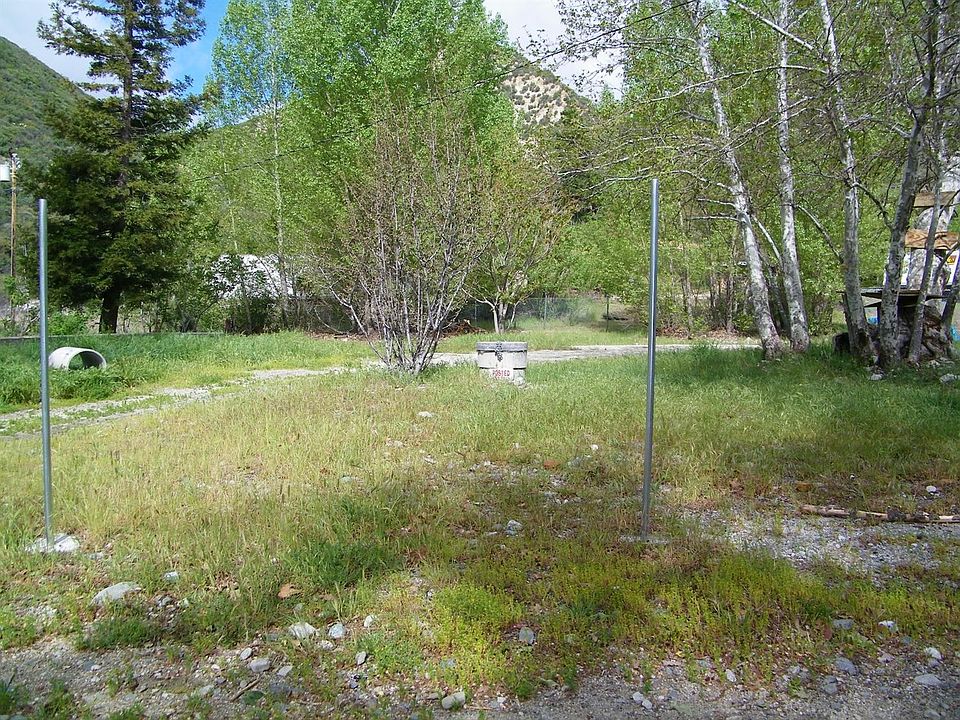 2nd image of Scott Ln
