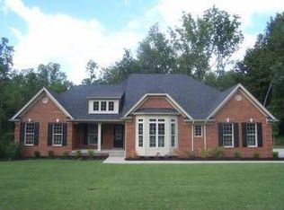 3022 Fallen Wood Ln, La Grange, KY 40031