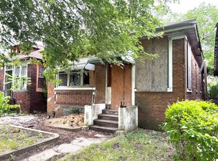 1060 Jackson St, Gary, IN 46402