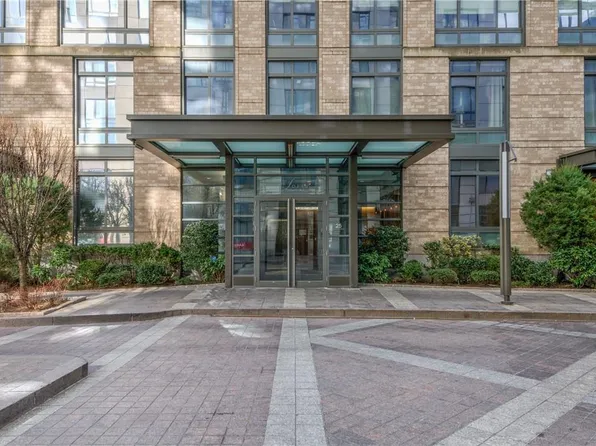 25 City Place #7A, White Plains, NY 10601