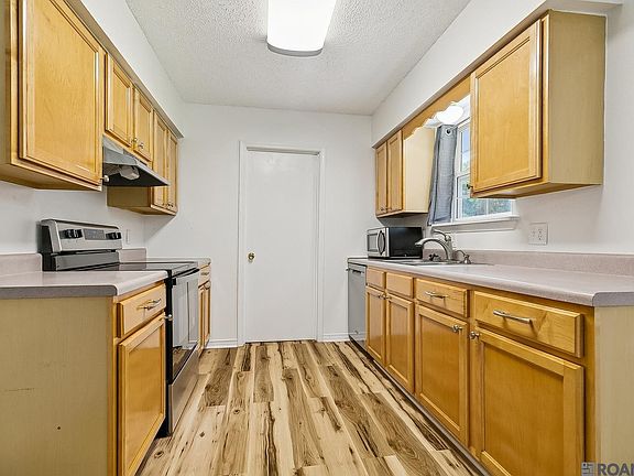 4th image of 11216 Harvest Dr