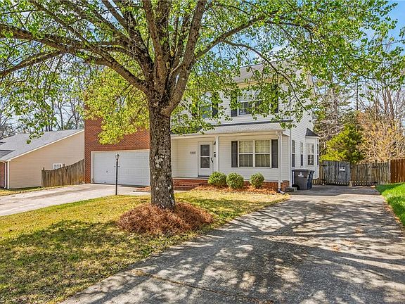 4th image of 5460 Angel Oaks Dr