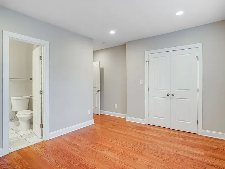 1714 W Virginia Ave NE #3 — Photo 25