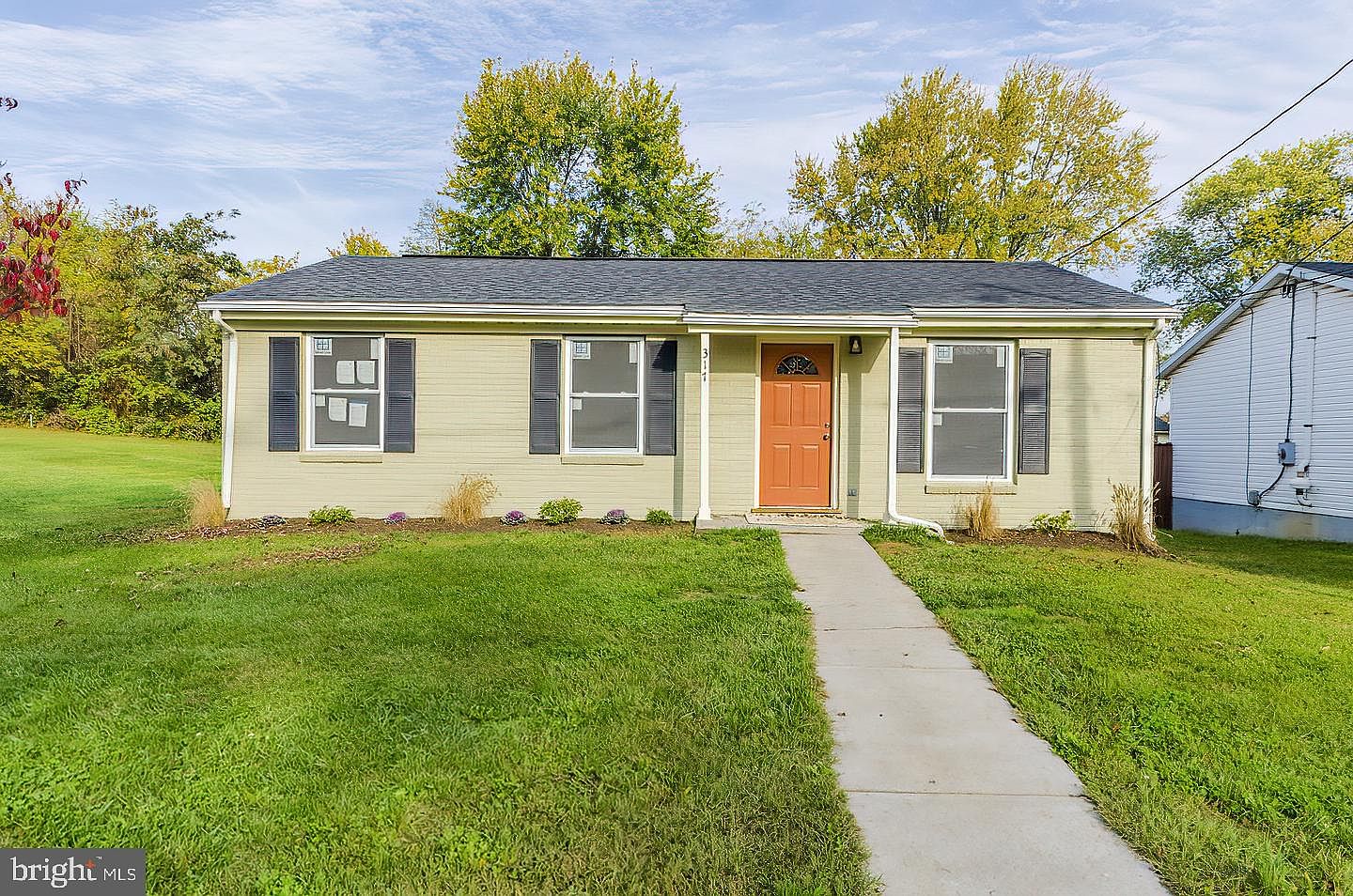 317 E 3rd Ave Ranson Wv 25438 Mls Wvjf141802 Zillow