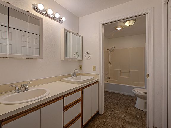 5th image of 3655-3739 Beverly Ave NE #237-40