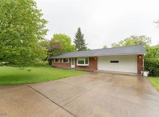 15769 Auburn Rd, Newbury, OH 44065