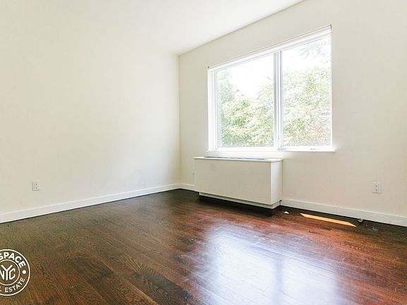 3rd image of 1209 Dekalb Ave APT 305