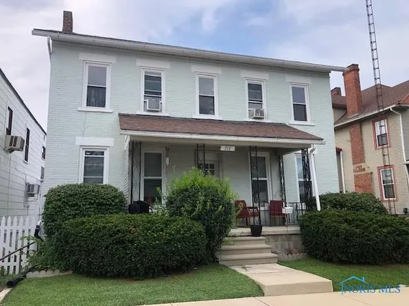 217 E Market St, Tiffin, OH 44883