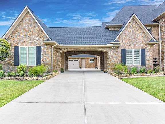 4th image of 903 Pinecrest Ct