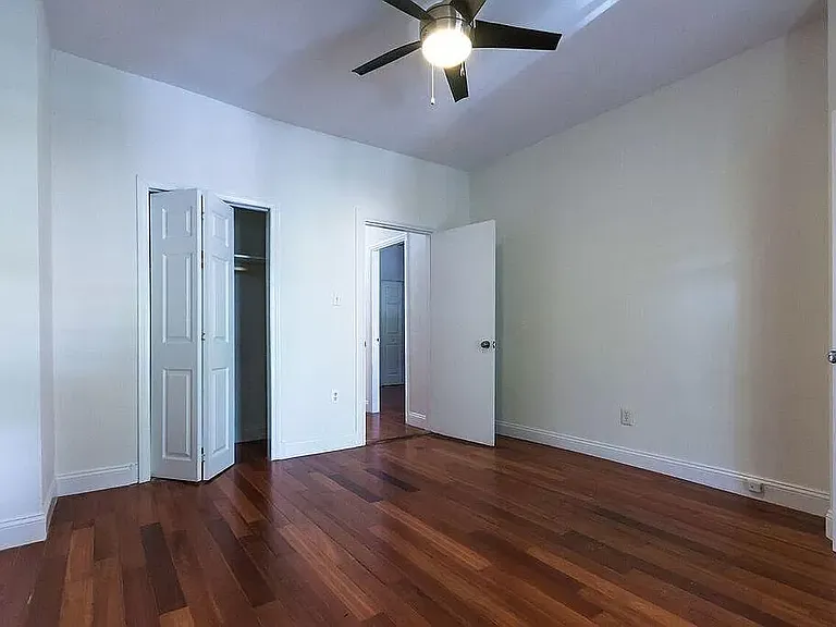 320 Warren St #2 — Photo 23