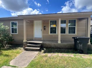 222 GOLDEN CROWN DR, San Antonio, TX 78223