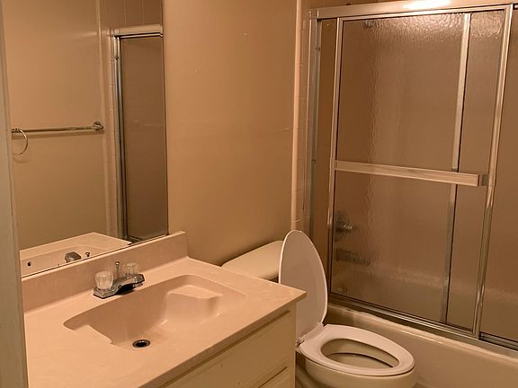 5th image of 7116 N 7th St APT B