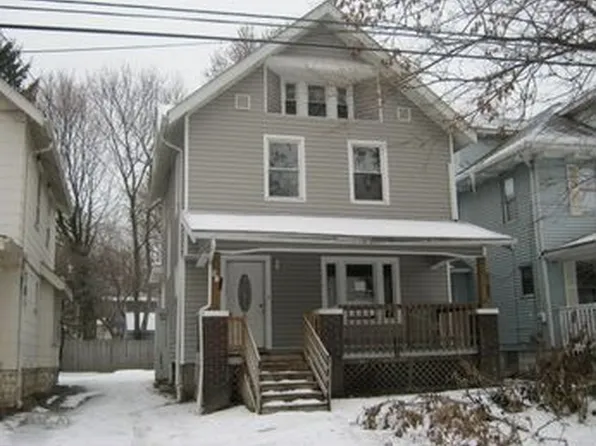 97 Jewett St, Akron, OH 44305