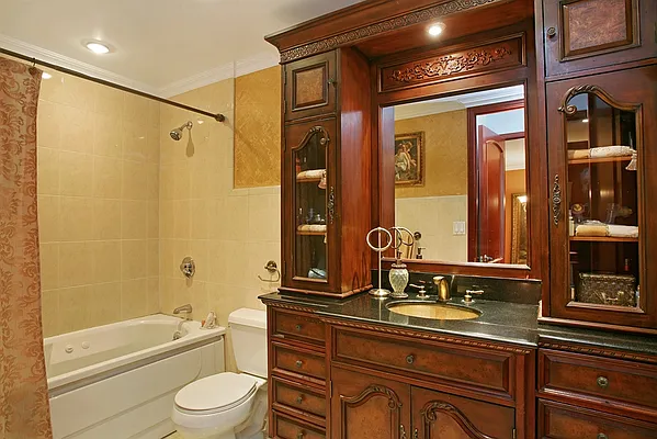 Sold by Corcoran | media 17