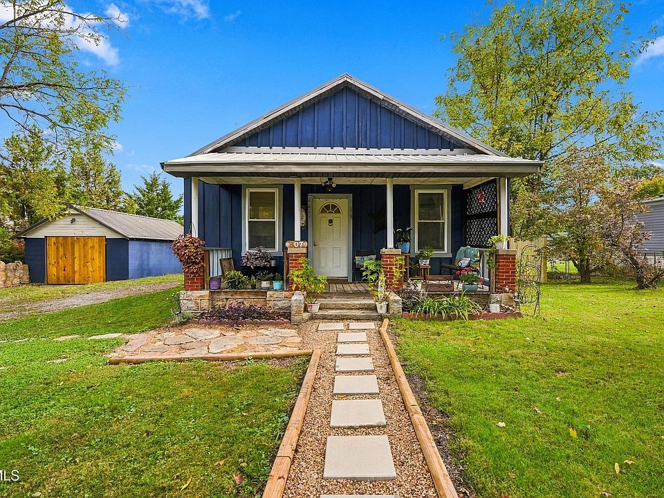1st image of 807 Coeburn Rd
