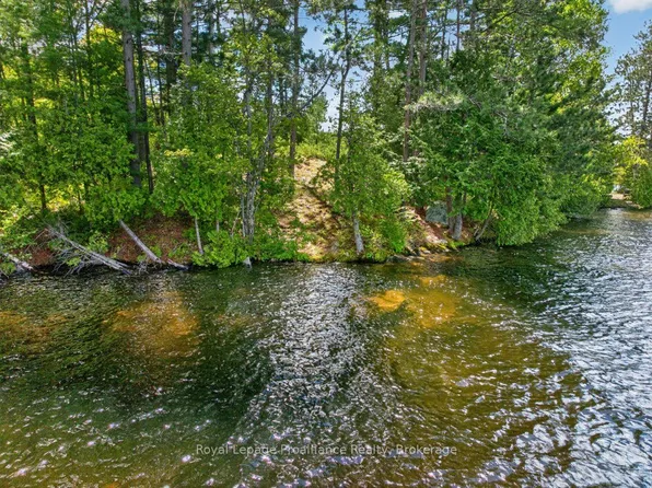 2485 Alfs Bay Ln, Central Frontenac, ON K0H 1B0