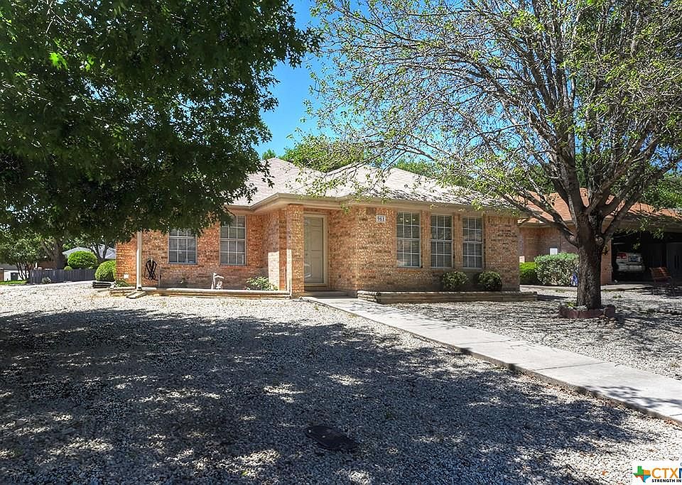 1st image of 961 Woodrow Cir