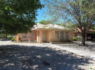 961 Woodrow Cir, New Braunfels, TX 78130