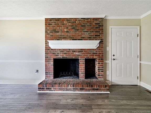 4th image of 767 Magellan Dr