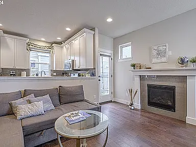 10036 N Midway Ave — Photo 11