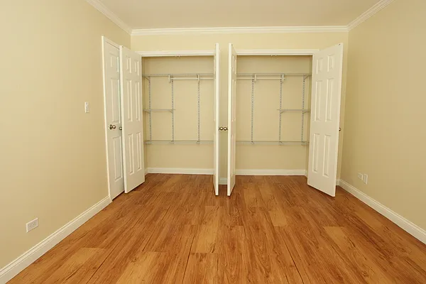 Rented by Global Equities Management | media 13