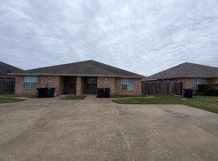 2311 Pronghorn Ln, College Station, TX 77845