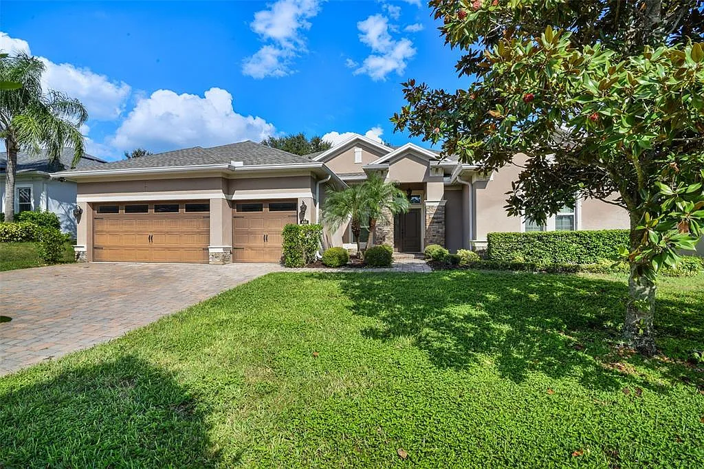 5 bed, 3.0 bath, 3485 sqft, $3,900 — Photo 2
