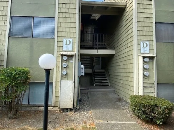 2020 Grant Avenue S #D-103, Renton, WA 98055